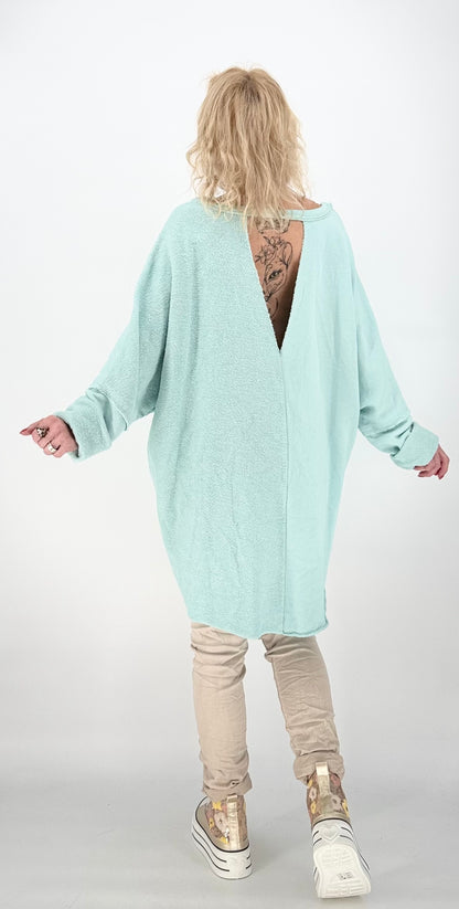 Sweatshirt in helltürkis "Blumen uhd Herz"