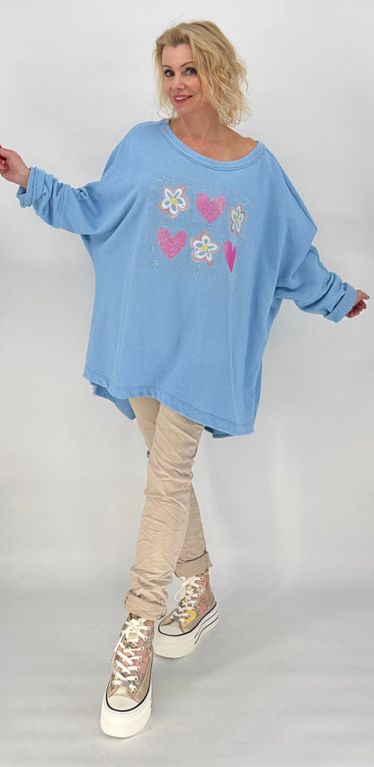 Sweatshirt in blau "Blumen uhd Herz"