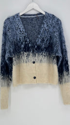 Strickjacke „Nordic Dream“ – Flauschiger Strick mit Muster