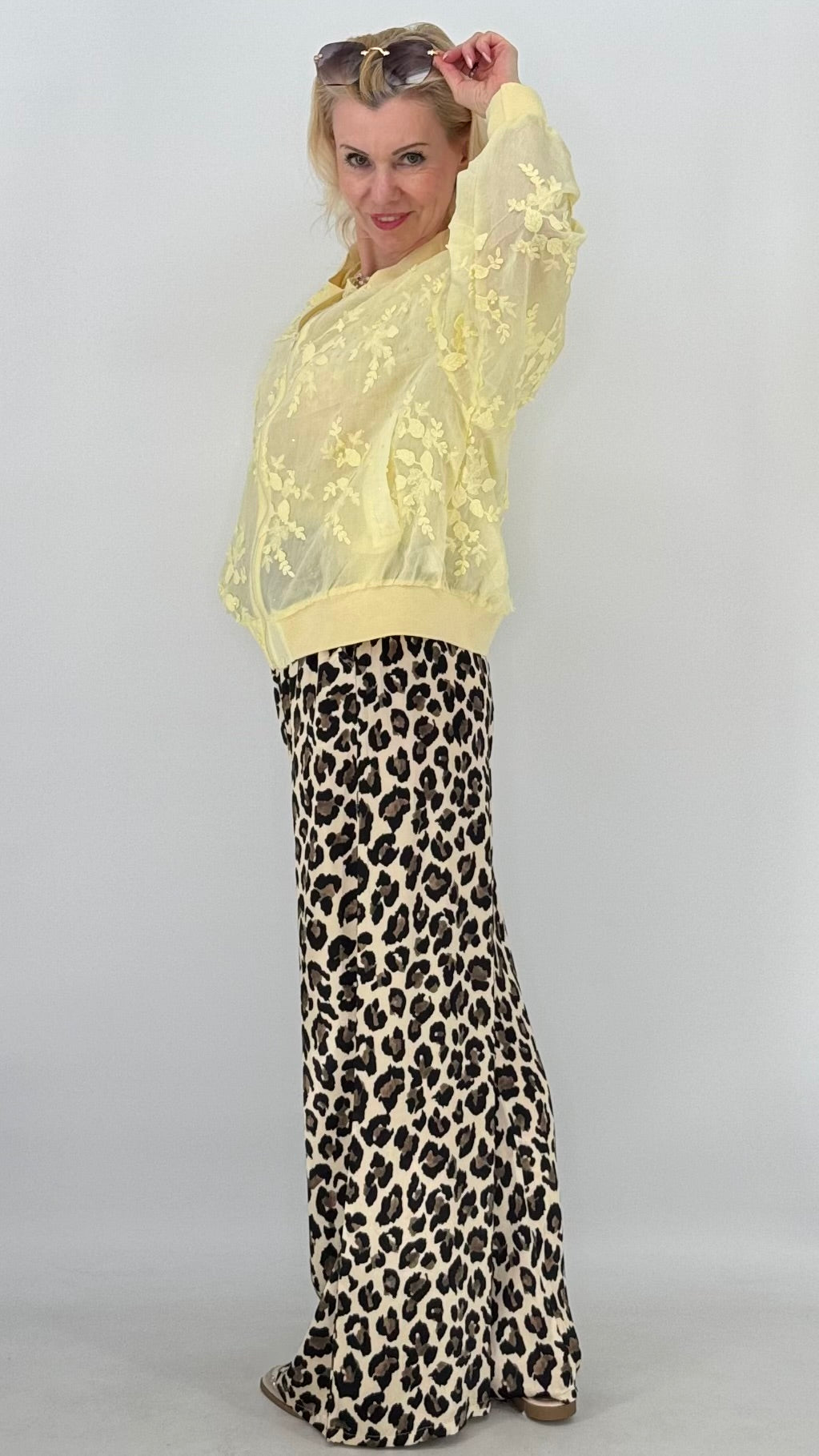 Leo Hose in Creme/Schwarz/Braun