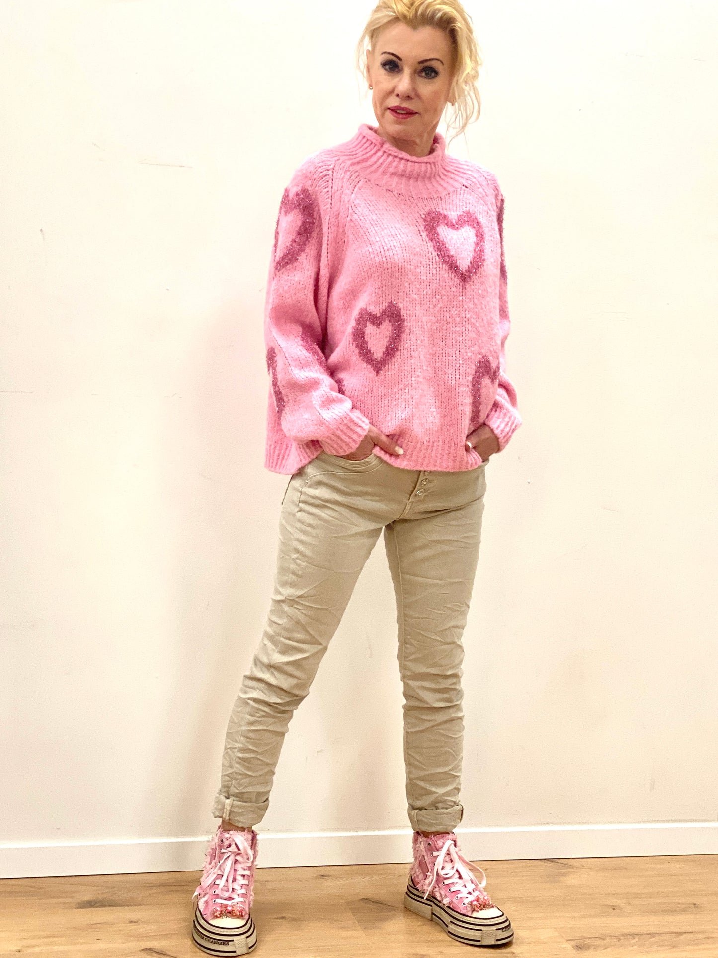 Pullover pink mit Herzchen