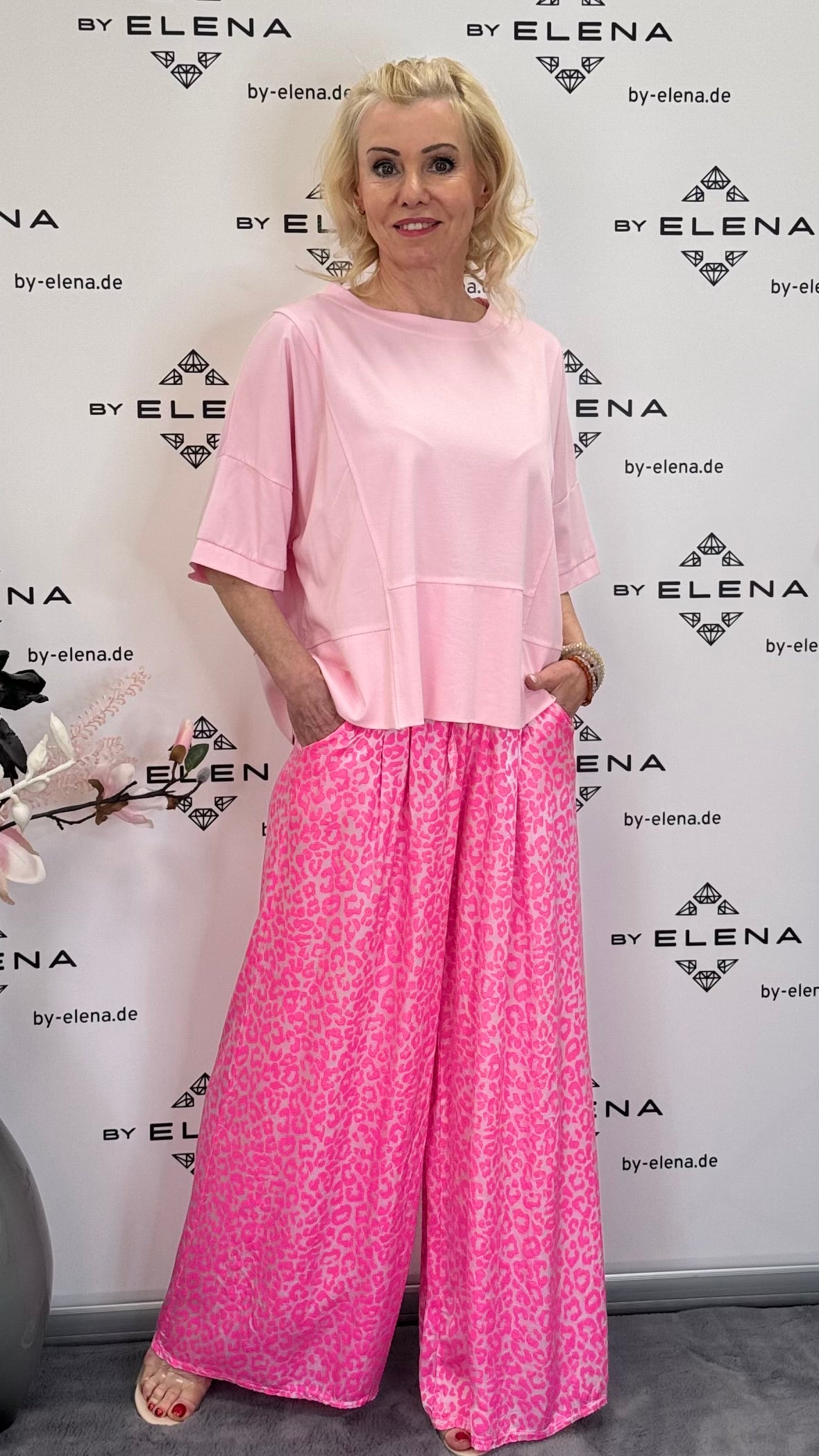 Modischer Oversize-Shirt in Rose