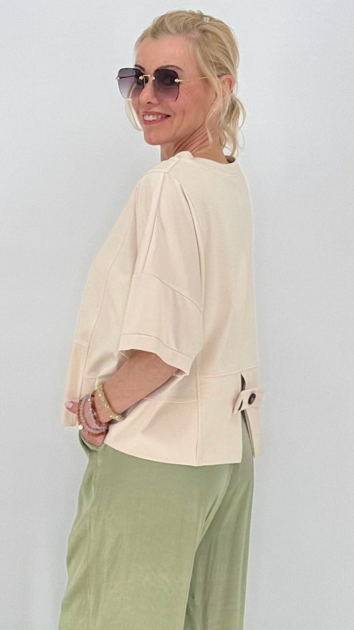 Modischer Oversize-Shirt in Creme