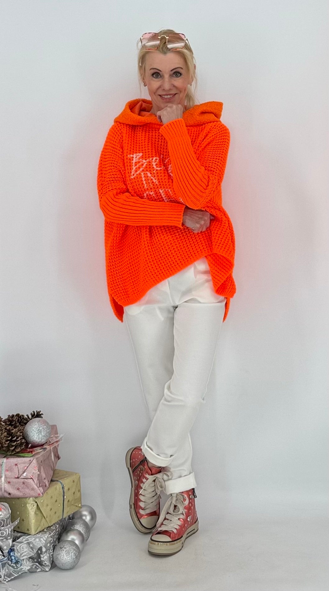 Sweatshirt "SELF" mit Kapuze, orange, grün, beige
