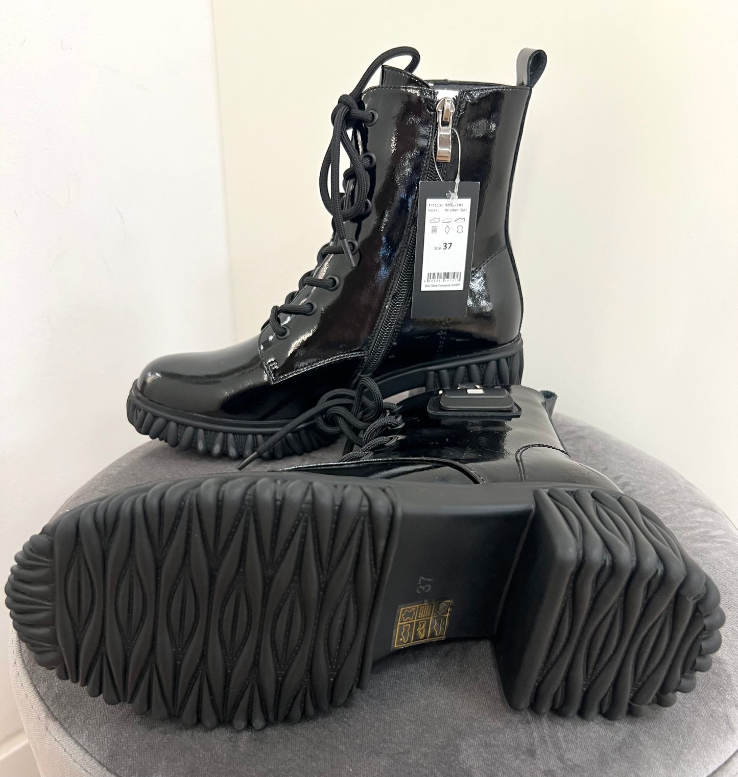 Boots Lackleder Schwarz