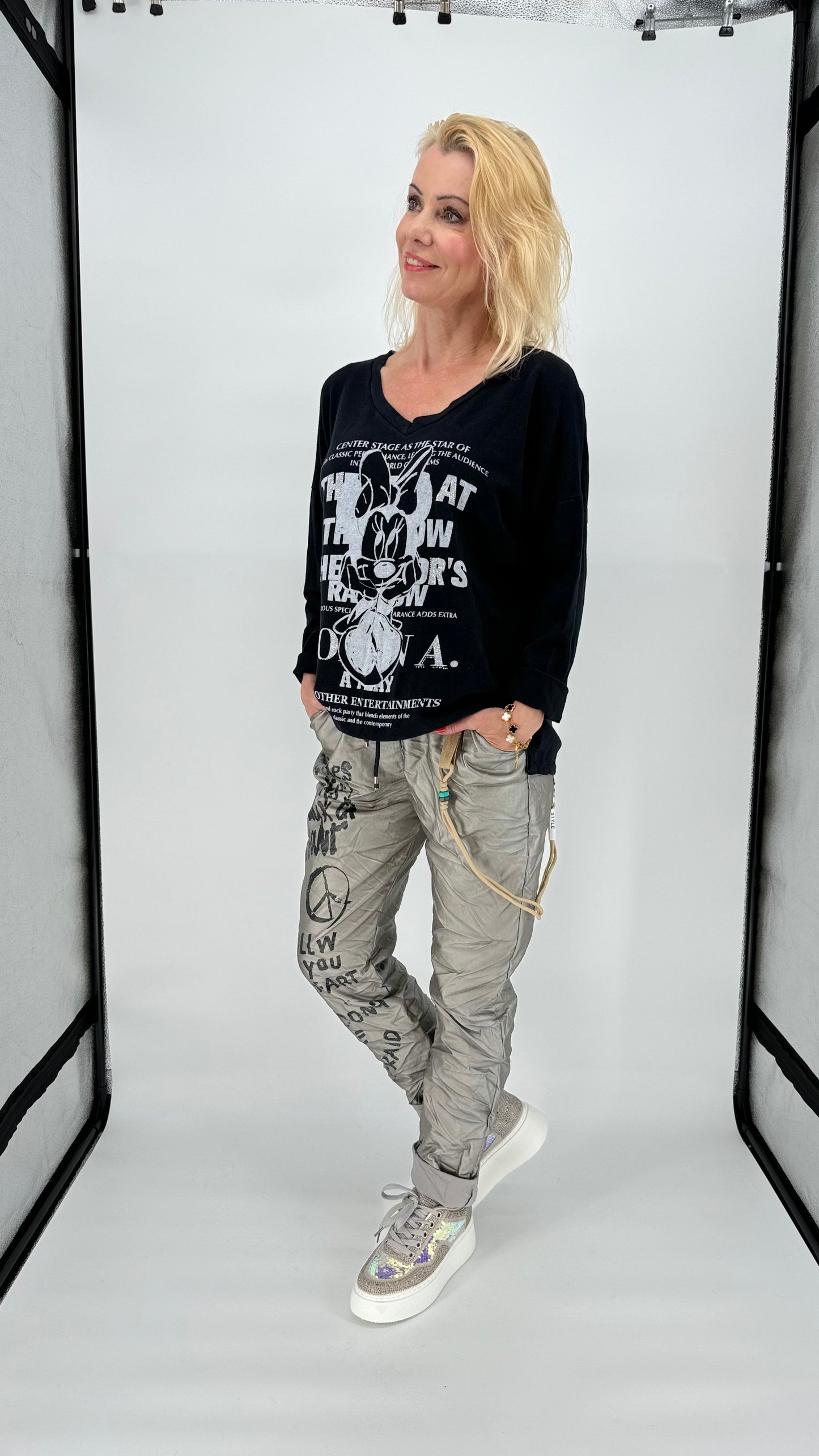 Shirt mit Muster "Minnie" schwarz
