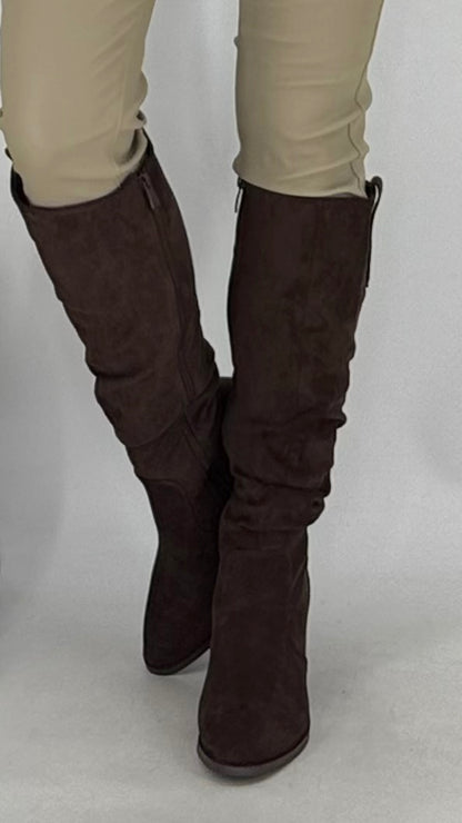 Stiefel Schokoladenbraun, A-920