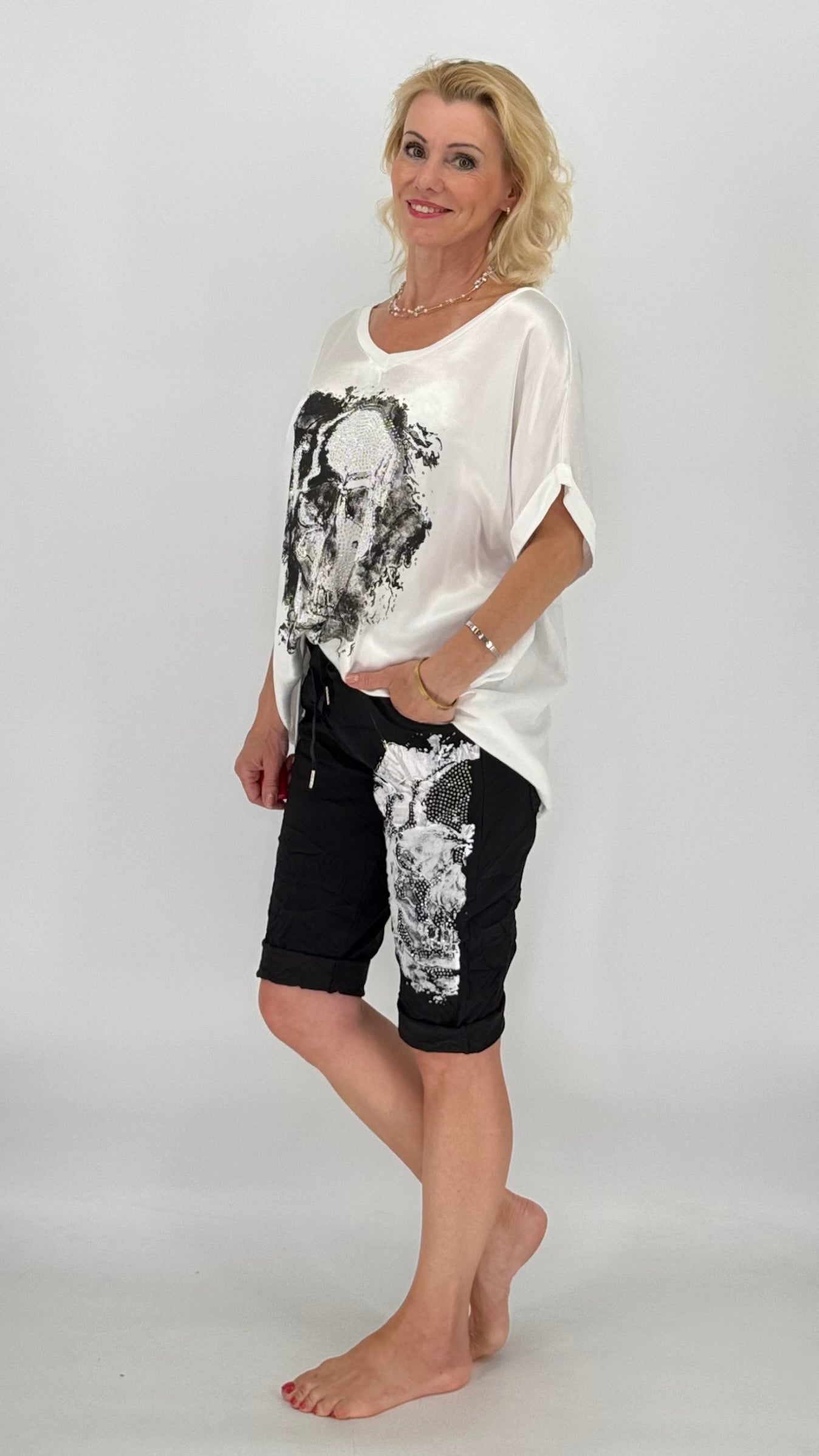 Kurze Hose "Skull", schwarz