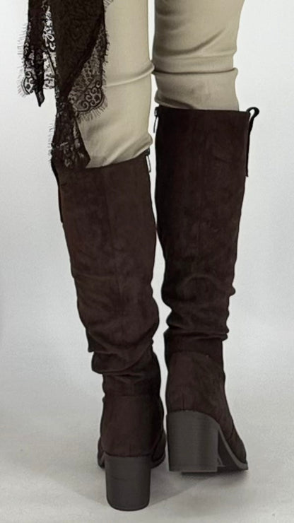 Stiefel Schokoladenbraun, A-920