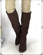 Stiefel Schokoladenbraun, A-920