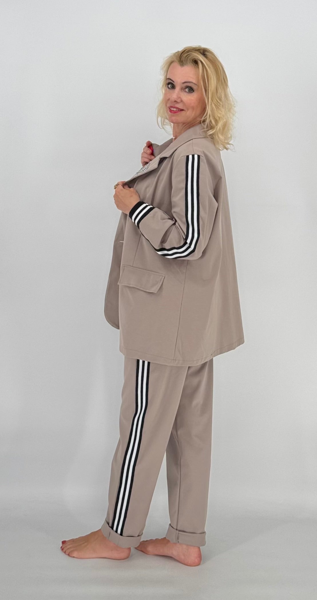 Blazer mit seitlichen Streifen, taupe