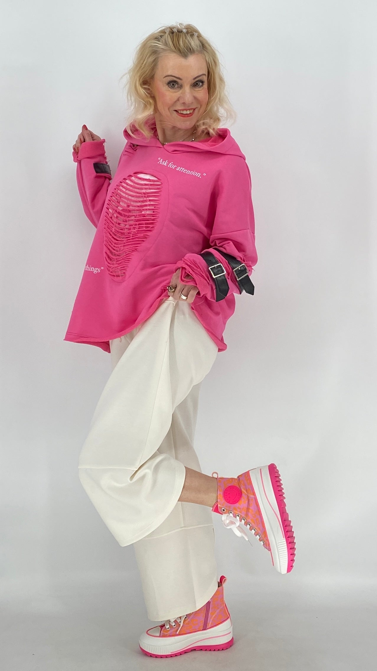 Hoodie "Skull" mit Details, in pink, gelb, rosa