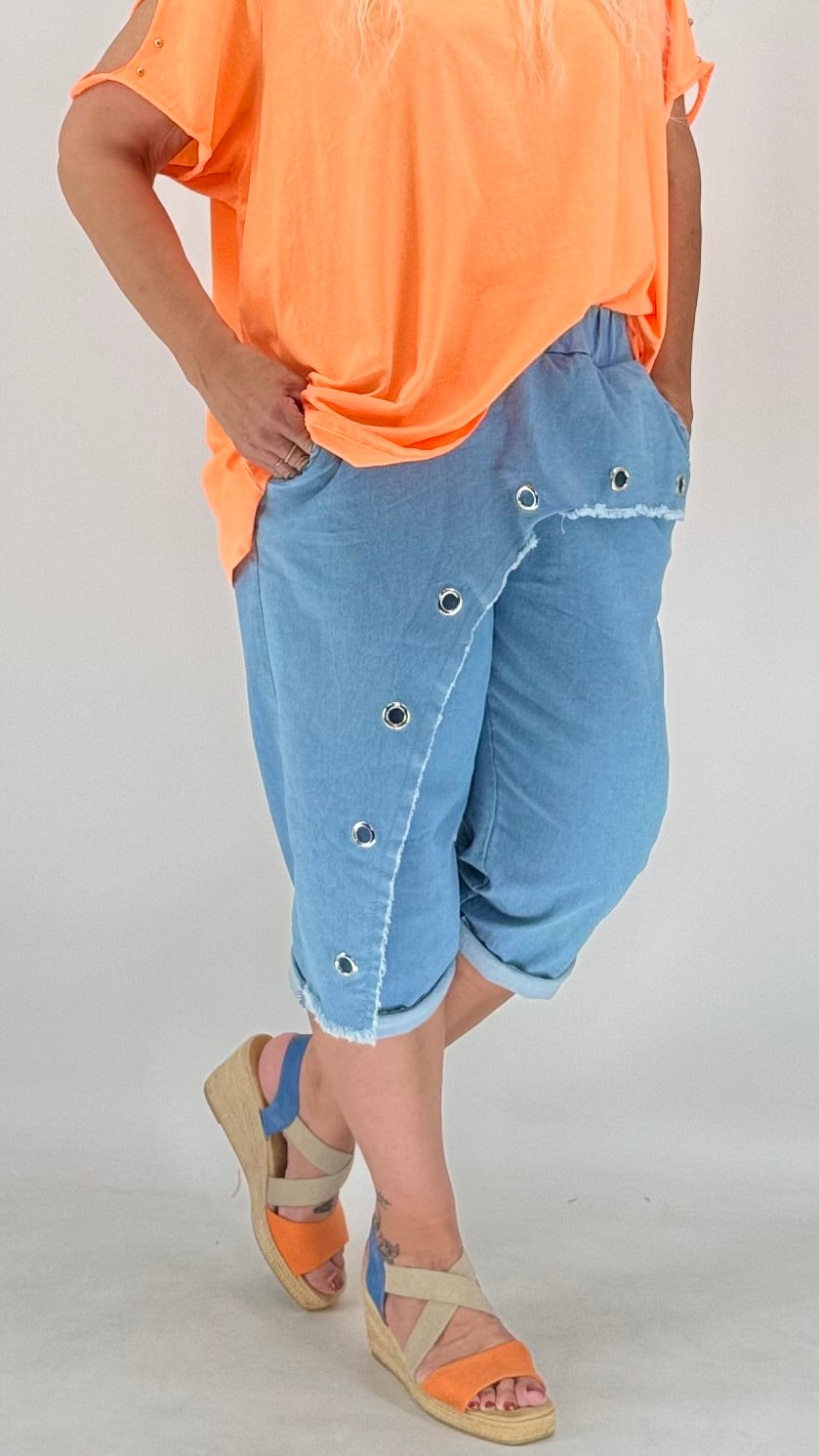 Lässige kurze Hose in Jeansoptik mit Ösen