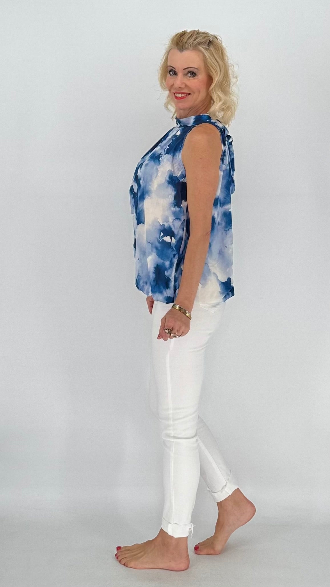 Top, dunkelblau gebatikt