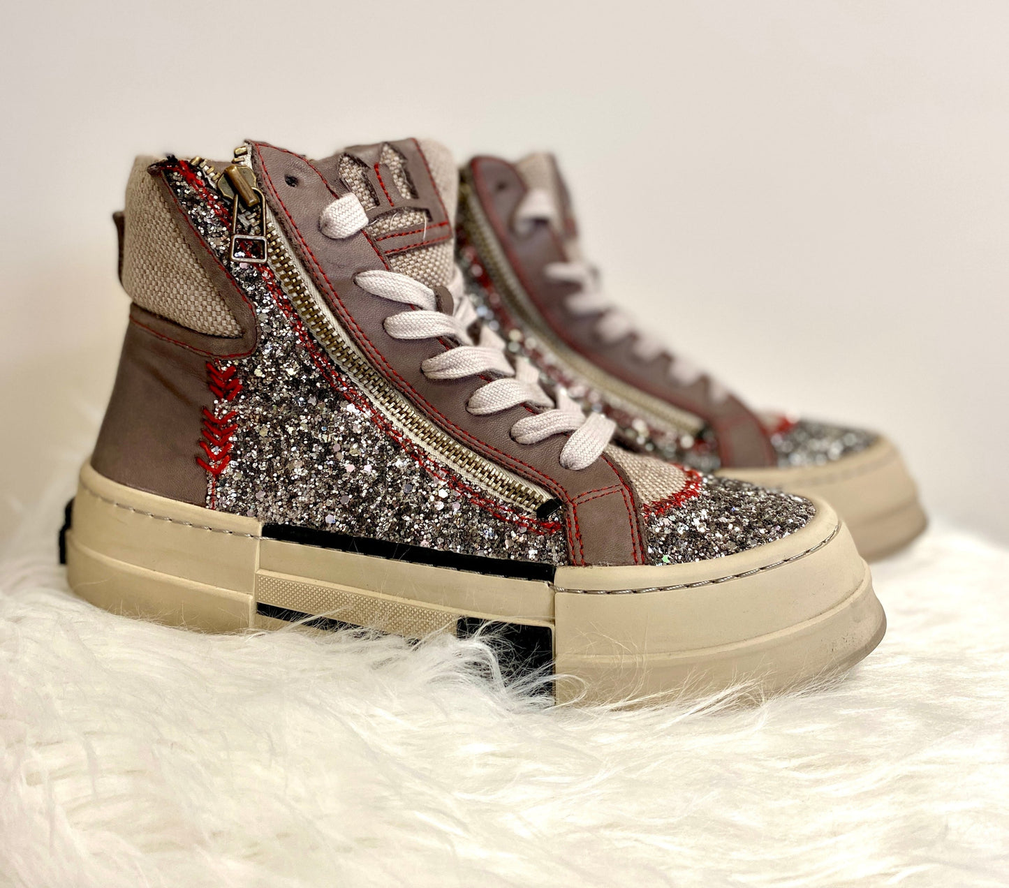 Sneaker mit Glitzerdetails Champain  Rebecca White X52-6