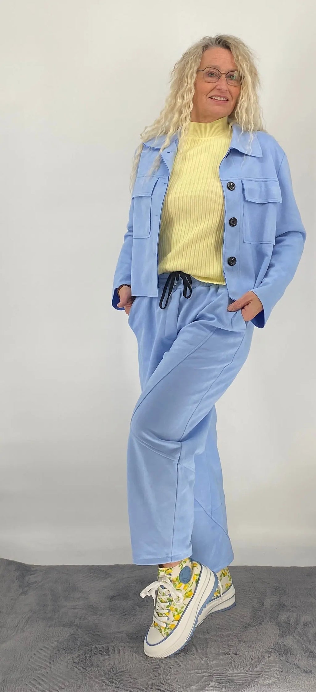 Hose Veloursleder - Optik, beige, blau, rosa - By Elena FashionBy Elena Fashion