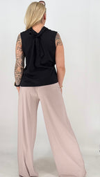 Top Neckholder, in Schwarz, Braun, Taupe