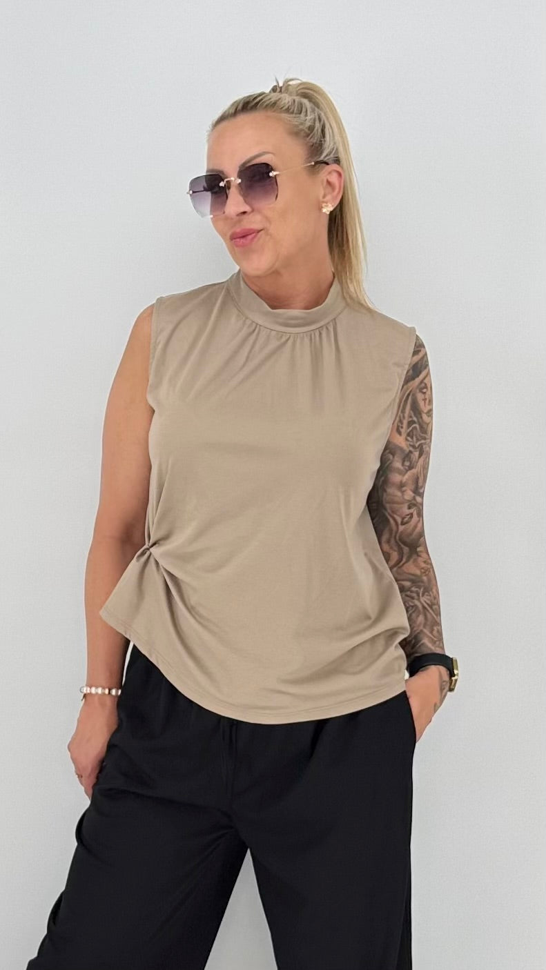 Top Neckholder, in Schwarz, Braun, Taupe