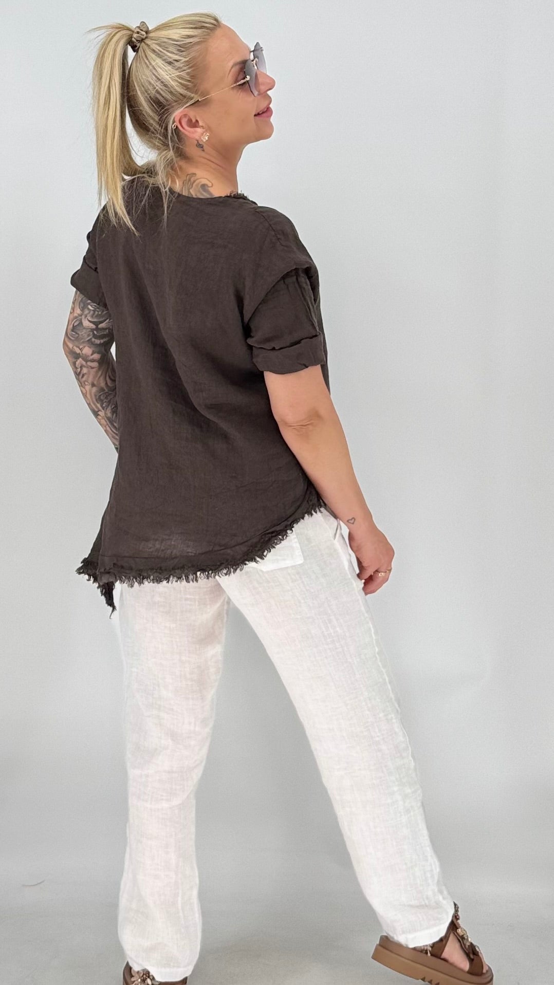 Bluse 100% Leinen, in Schwarz und Braun