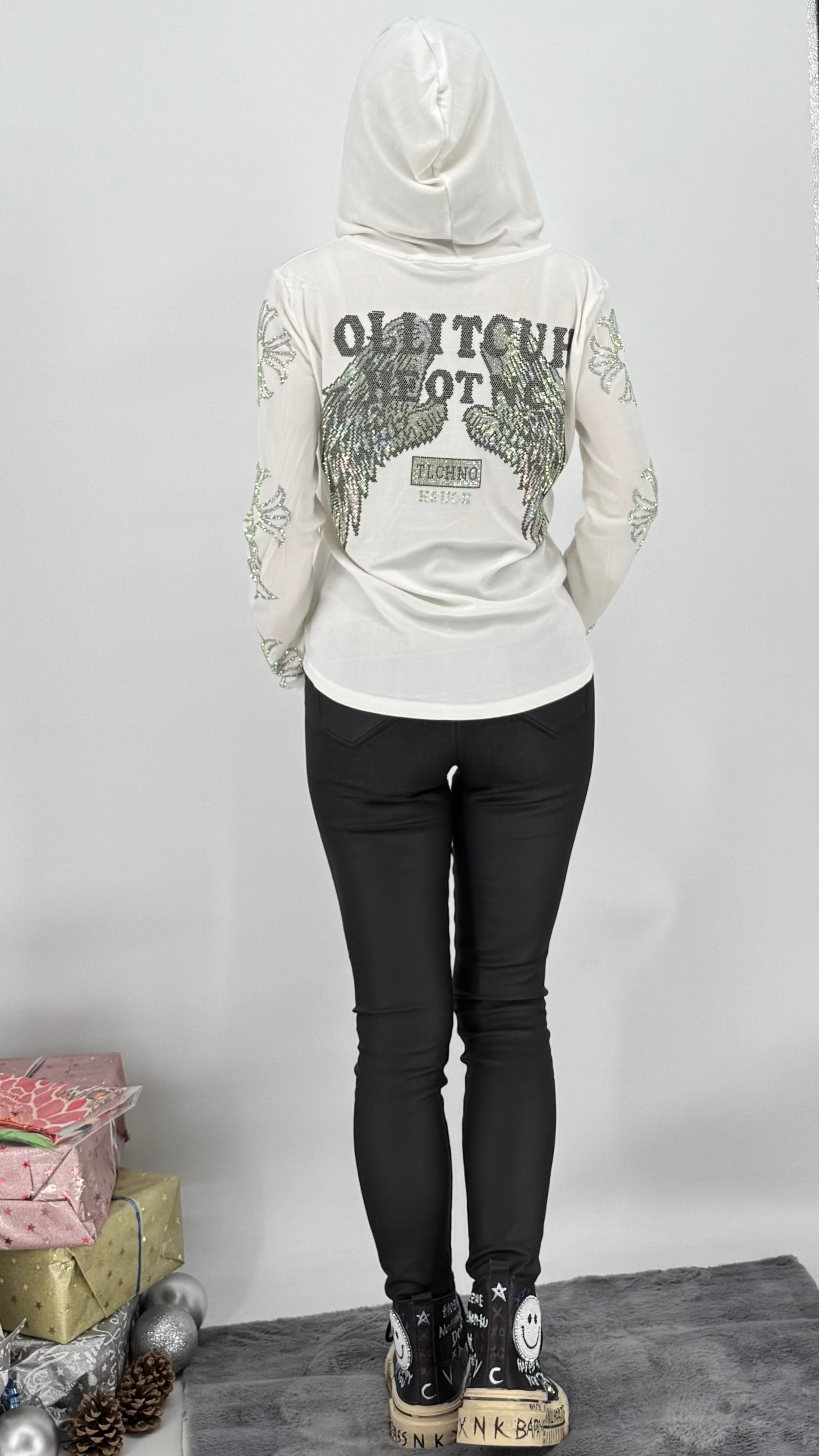 Shirt mit Kapuze "OLLI TCUH", schwarz, weiß