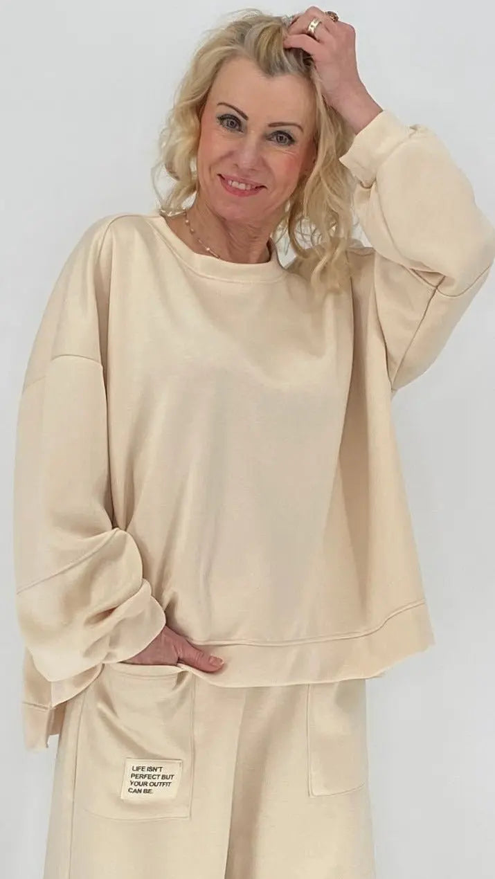 Sweatshirt in beige - By Elena FashionBy Elena Fashion