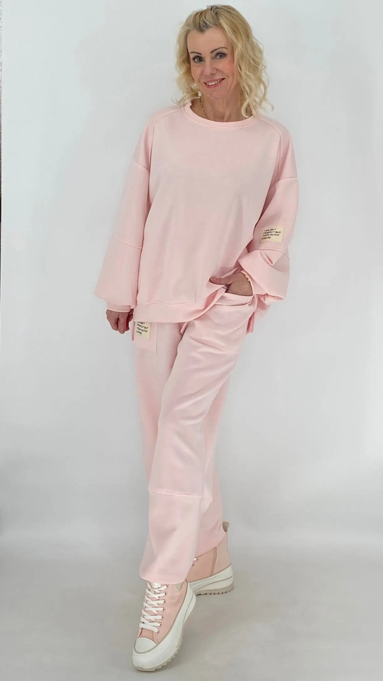 Cozy Sweatshirt in Hellrosa - By Elena FashionBy Elena Fashion