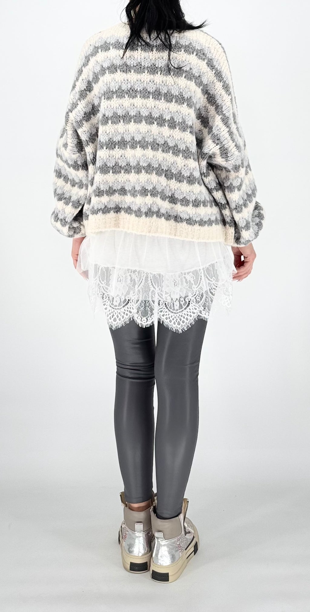 Long Top mit Rüschen Evai n 3 Farben