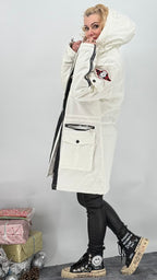 Winter Jacke mit Details, weiss