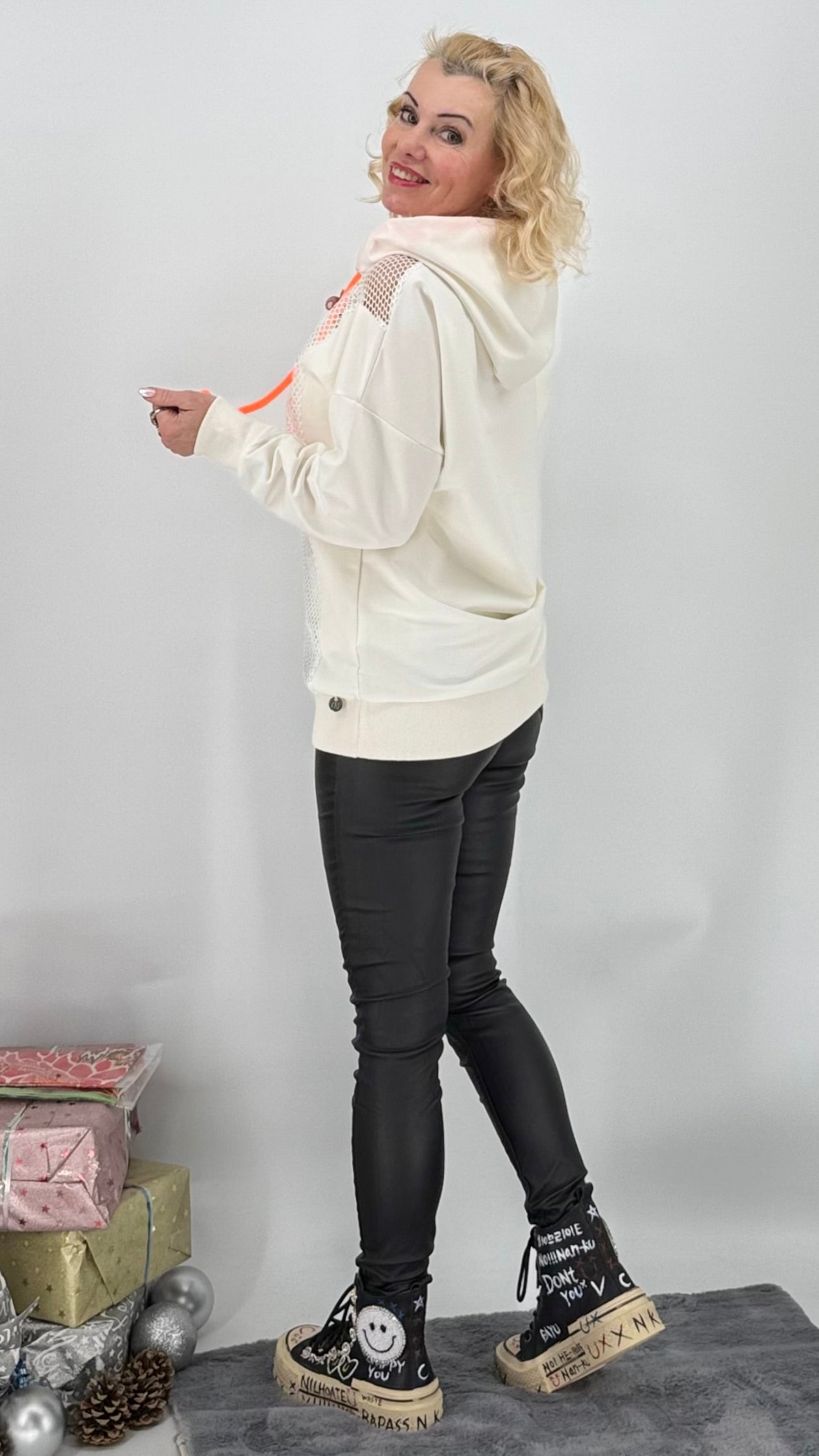 Sweatshirt mit raffiniertem Netzdesign, weiß