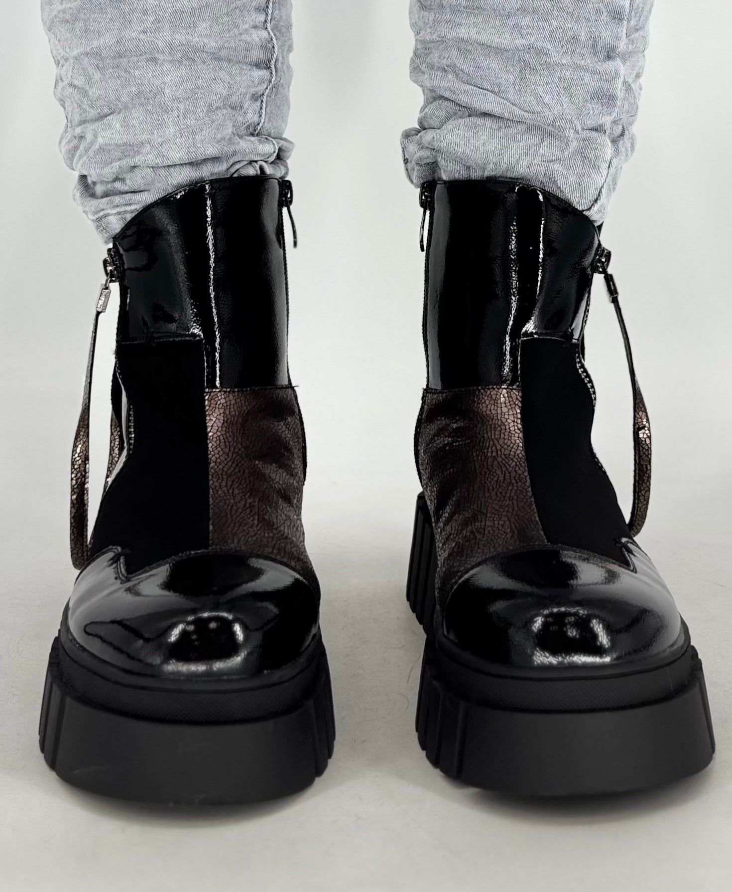 Boots schwarz/petwer lack A-916