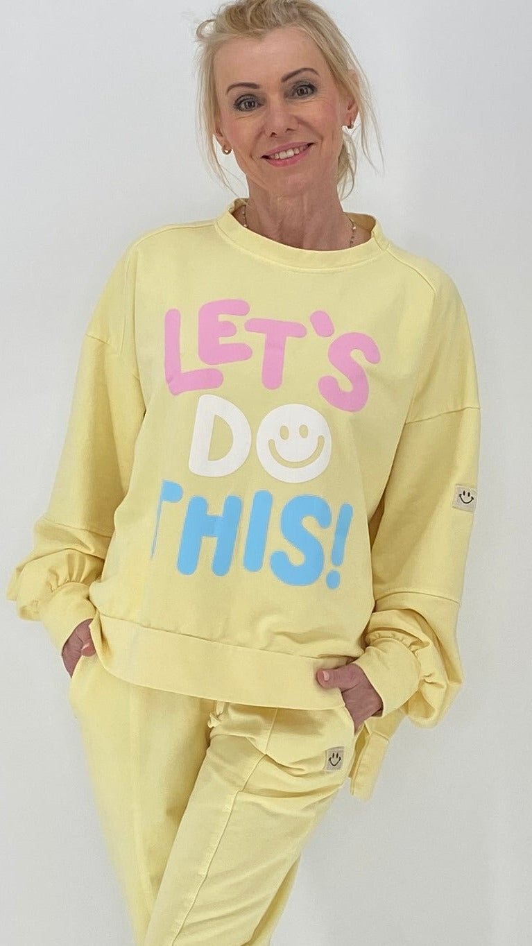 Sweatshirt "Smile" in blau, rosa, gelb, mint beige