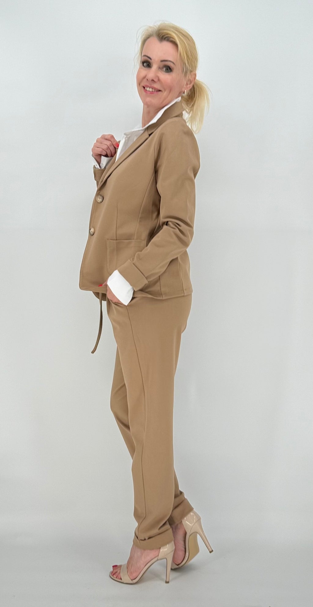 ESViViD Blazer camel