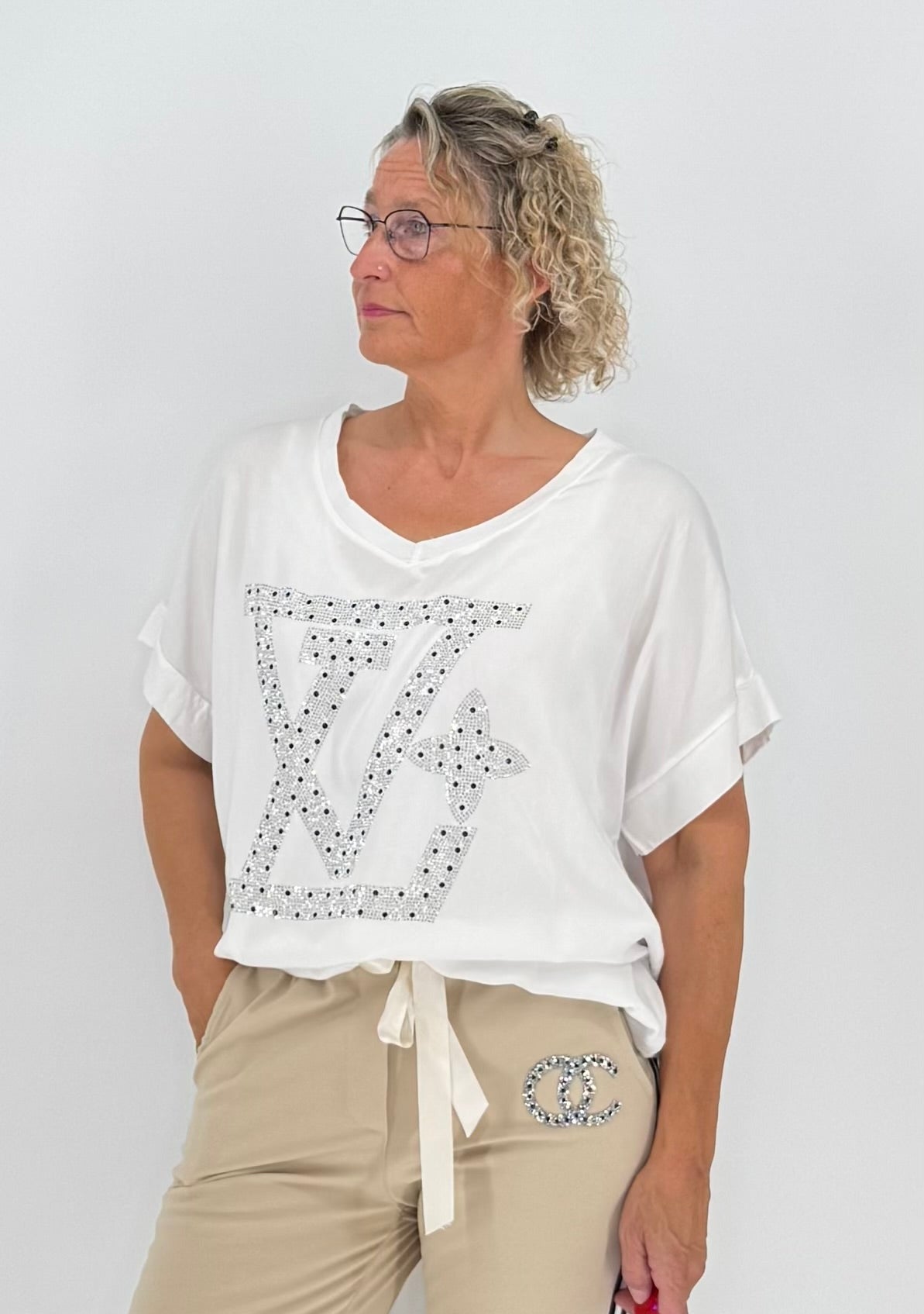 T-Shirt "LV*", weiß
