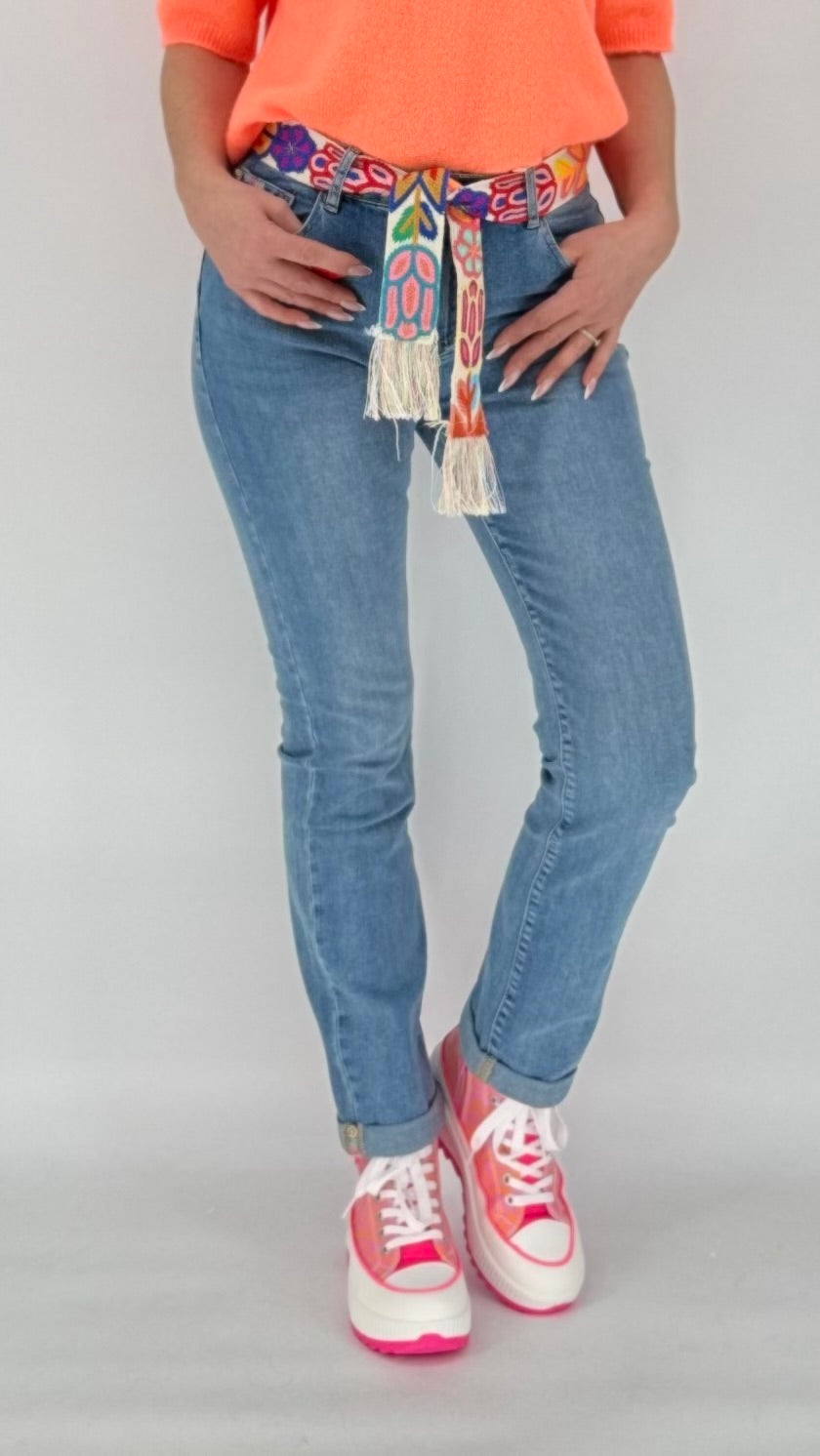 Jeans Hose mit Gürtel, blau