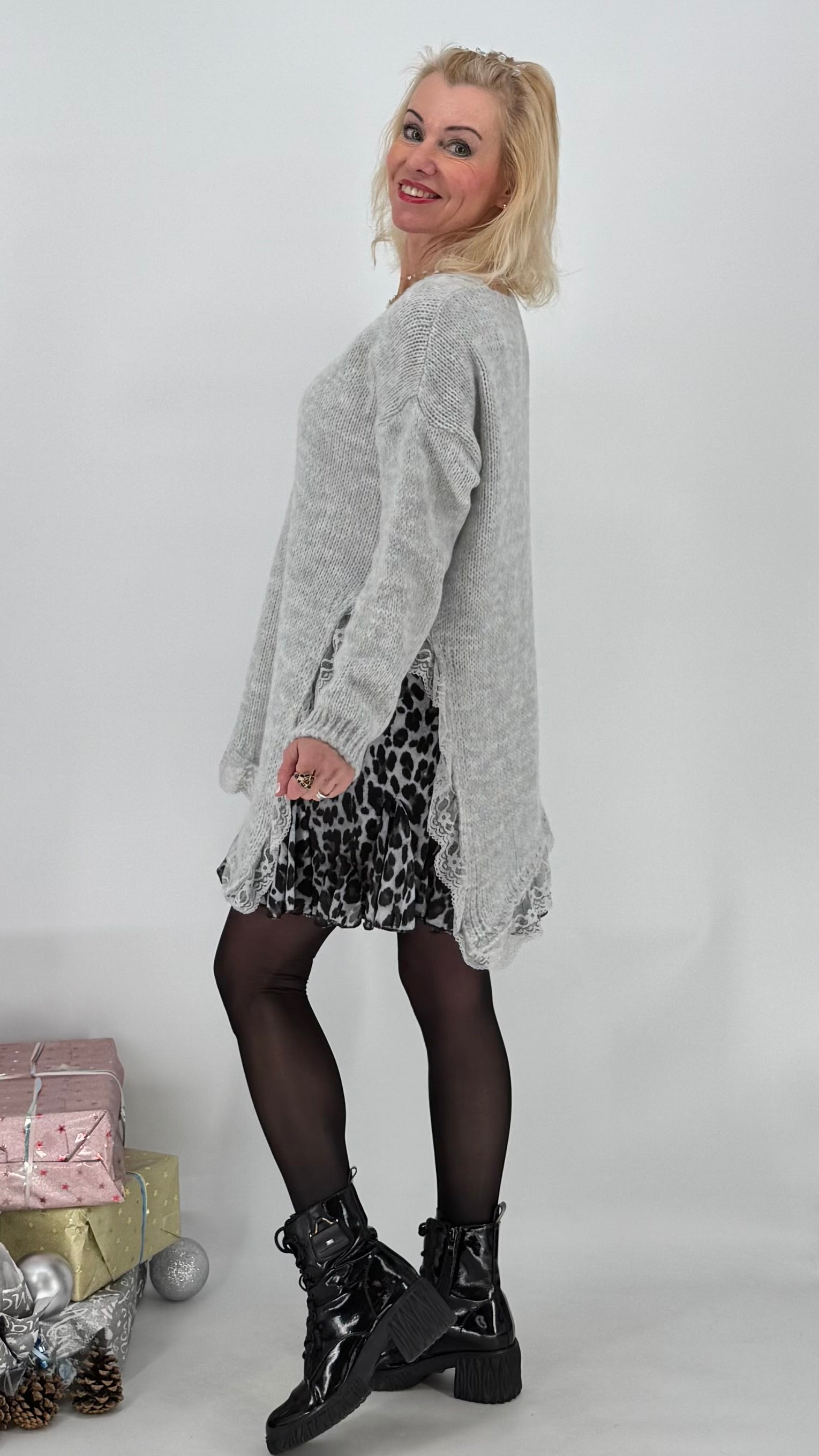 Pullover mit Asymmetrischer Saum, creme, rosa, grau, schwarz