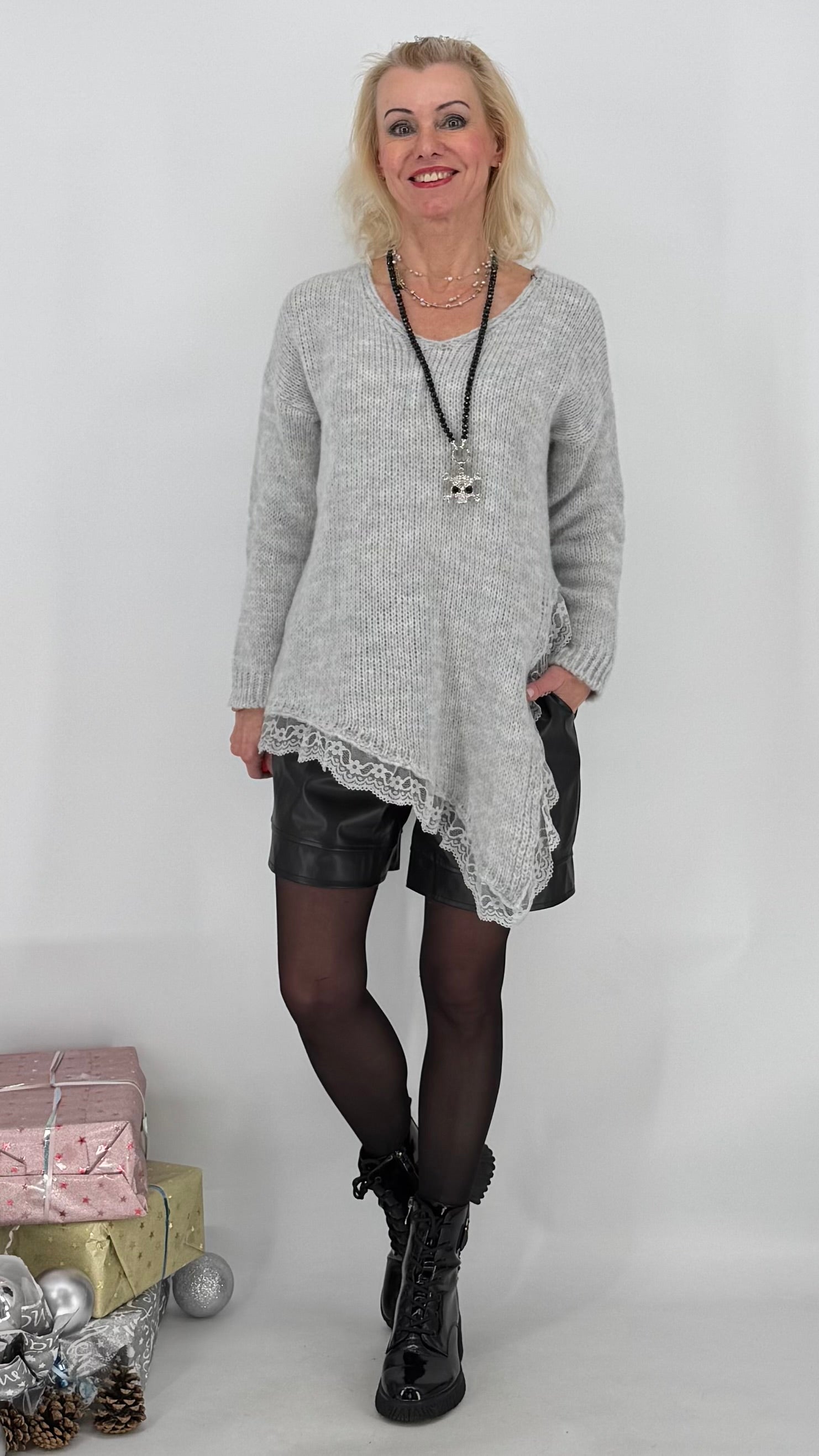 Pullover mit Asymmetrischer Saum, creme, rosa, grau, schwarz