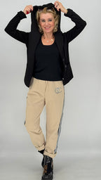 Blazer ESViViD, schwarz mit Kapuze