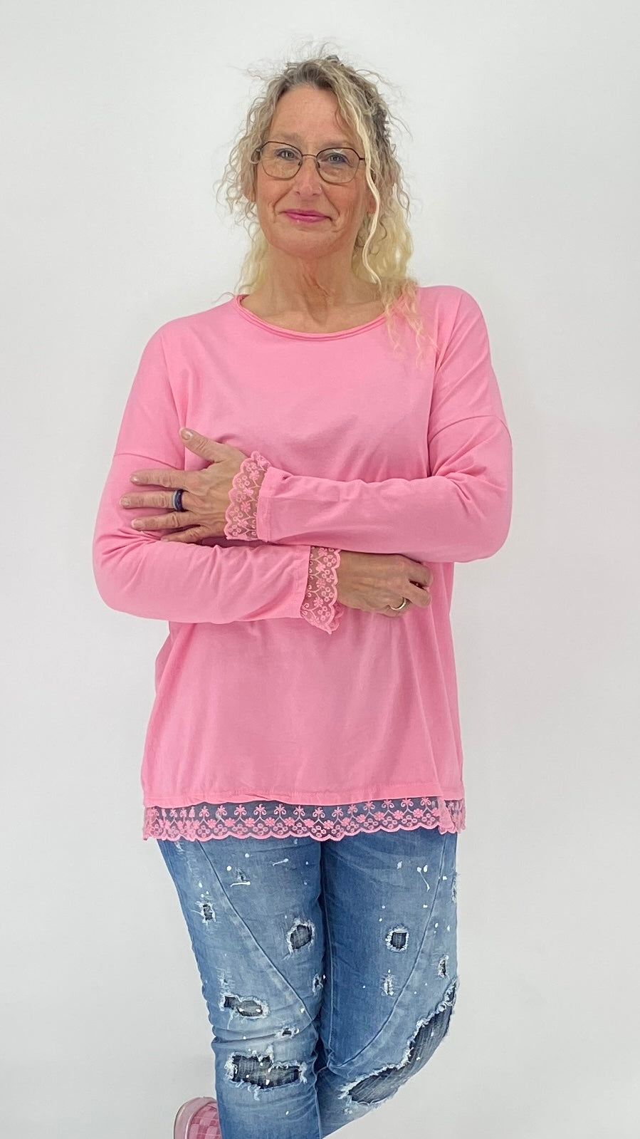 Basic langarm Shirt mit Spitze verziert