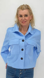 Kurze Jacke Veloursleder - Optik, blau, beige, rosa - By Elena FashionBy Elena Fashion