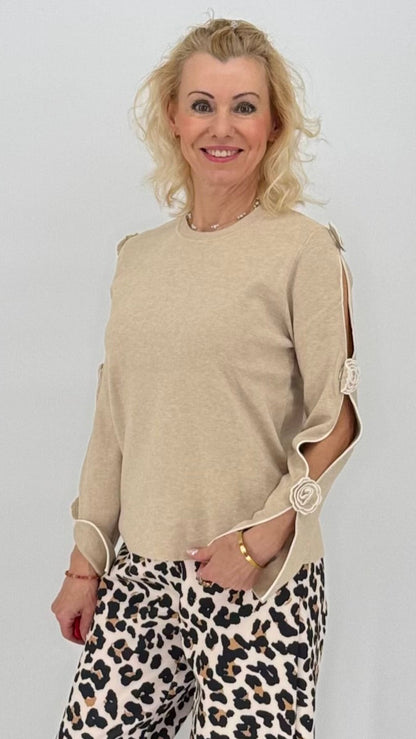 Pullover mit dekorativem Besatz, beige