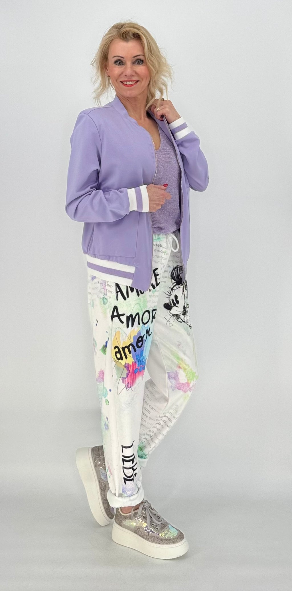 ESVIVID Bomberjacke in Flieder mit weißen Streifen