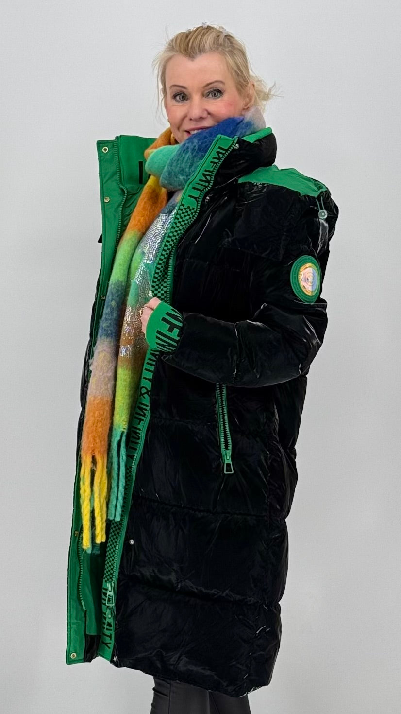 Winter Steppjacke, leichter Schimmereffekt, schwarz/grün