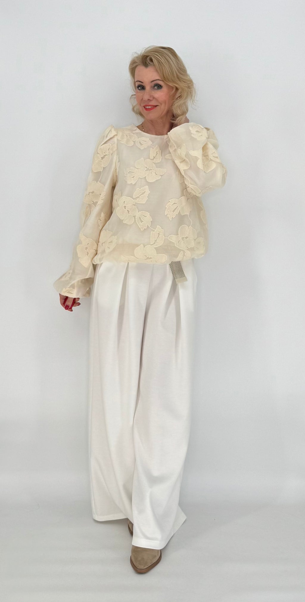 Hose mit Gürtel, weiß