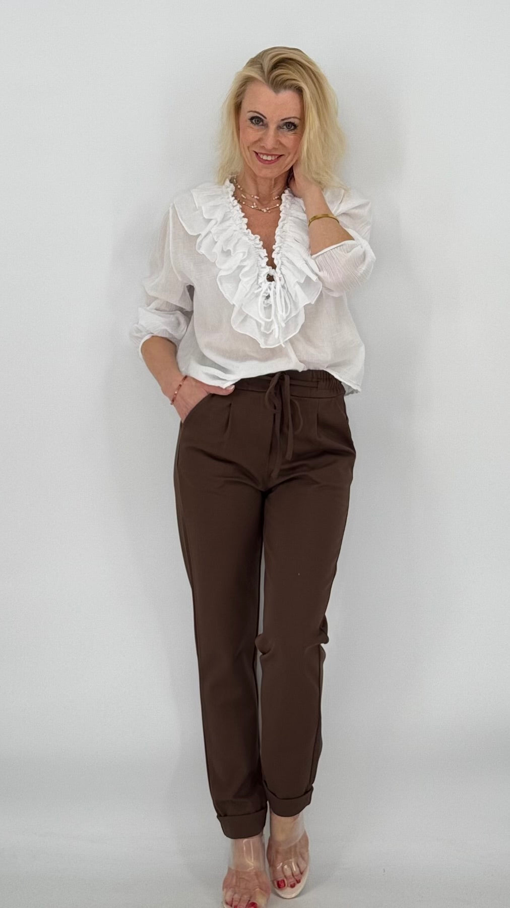 ESViViD Hose mit Umschlag, Schokoladenbraun