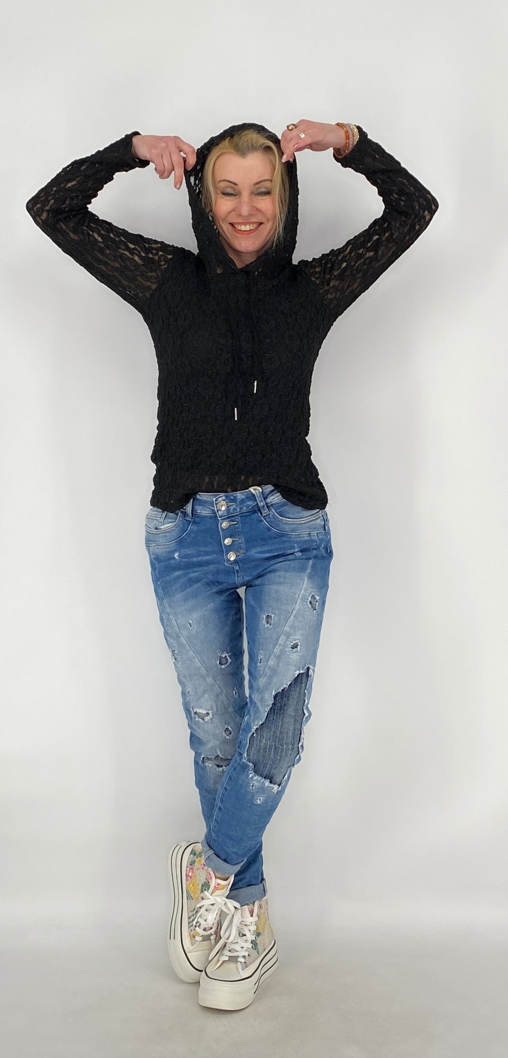 Hoodie im Spitzenlook mit Futter, schwarz