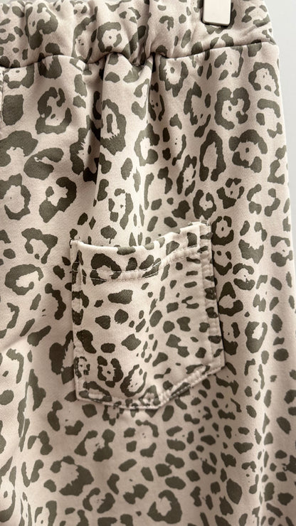 Jogpants Hose "Leo", beige/grün