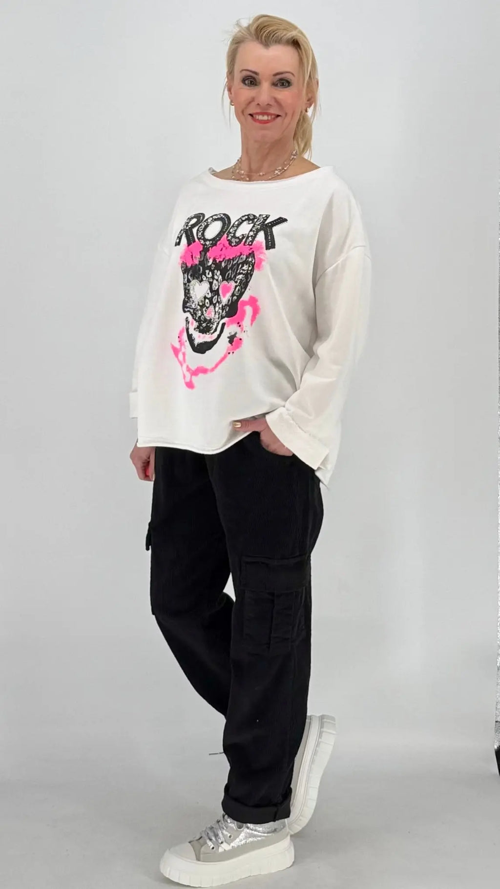 Sweatshirt "Rock" mit Strass, weiss - By Elena FashionBy Elena Fashion