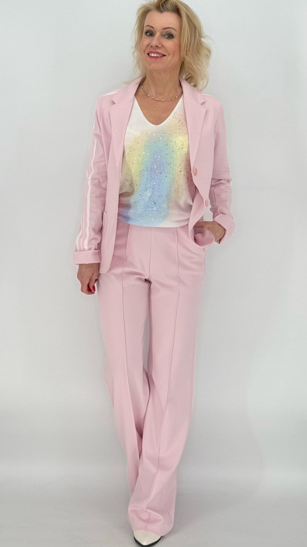 ESViViD Hose mit genähter Bügelfalte in rosa