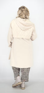 Leichte lange Steppjacke, creme