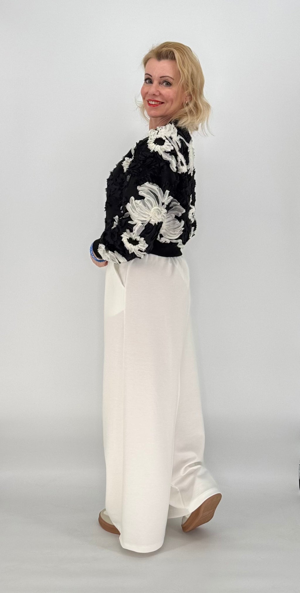 Bomber-Jacke in schwarz/weiss